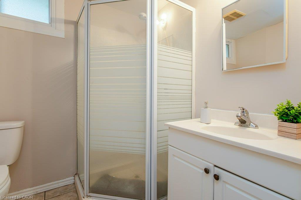 A-185 Cedarvale Crescent Property Photo 33