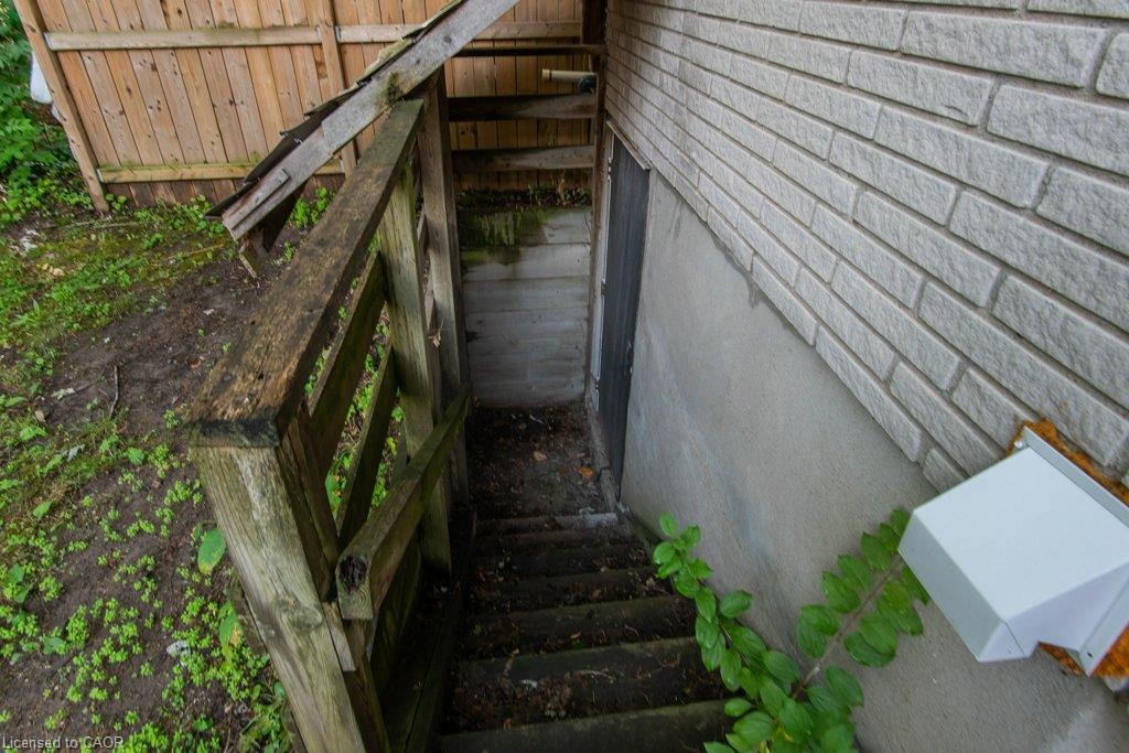 A-185 Cedarvale Crescent Property Photo 46