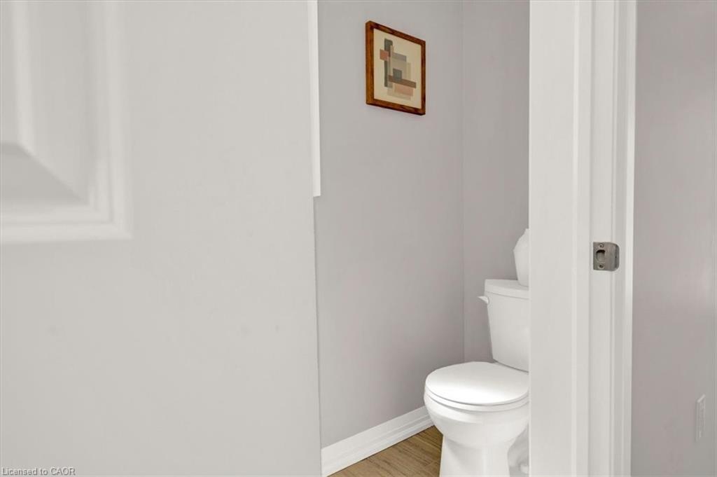 9338 White Oak Avenue Property Photo 6