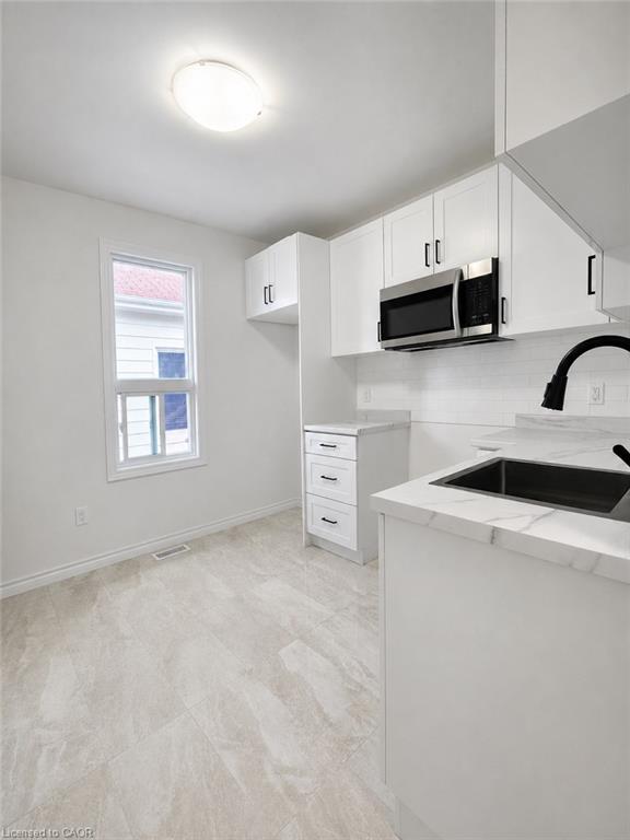 13 Stanley Street Property Photo 7