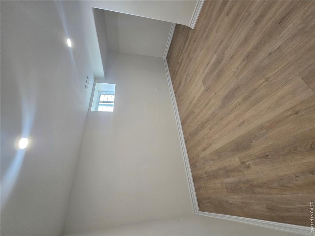 13 Stanley Street Property Photo 17