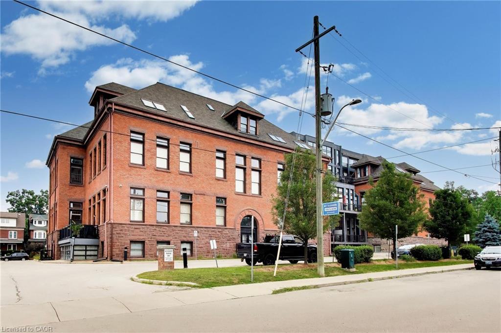 207-200 Stinson Street Property Photo 3