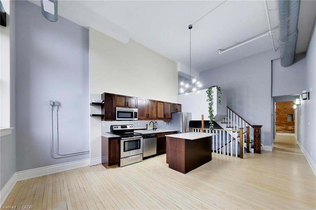 207-200 Stinson Street Property Photo 11