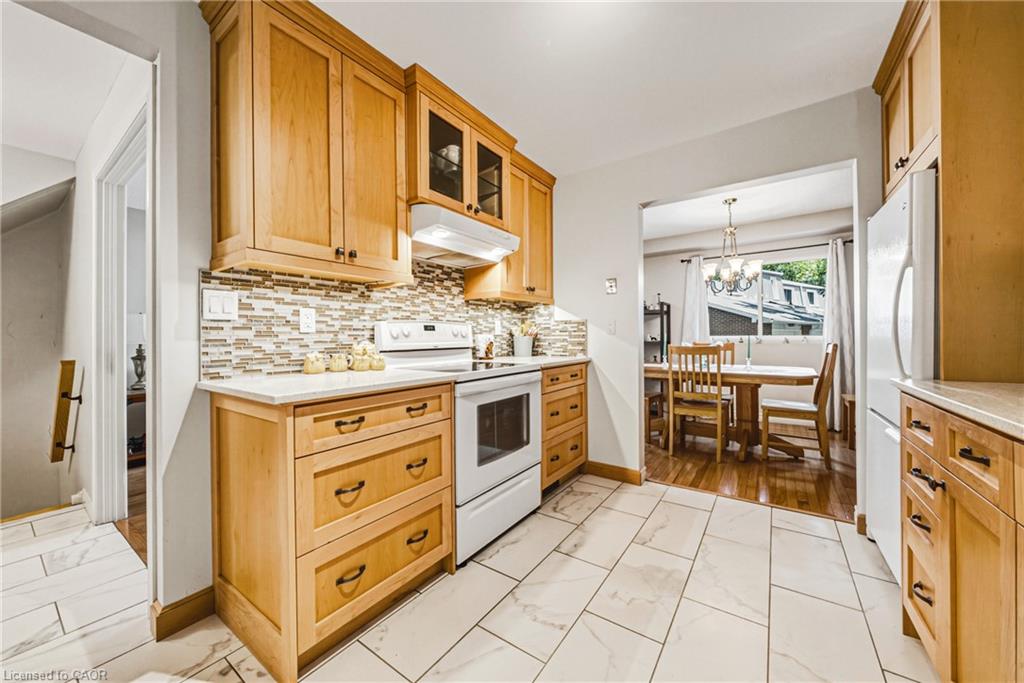 5-467 Woodview Road Property Photo 13