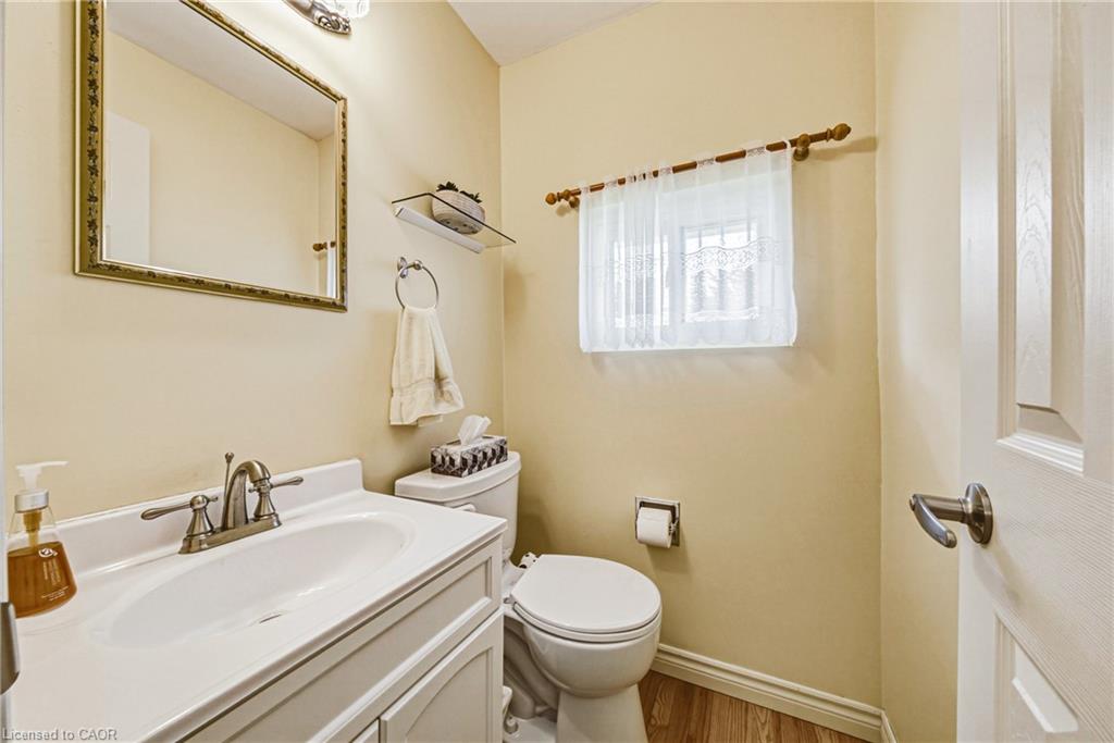 5-467 Woodview Road Property Photo 14