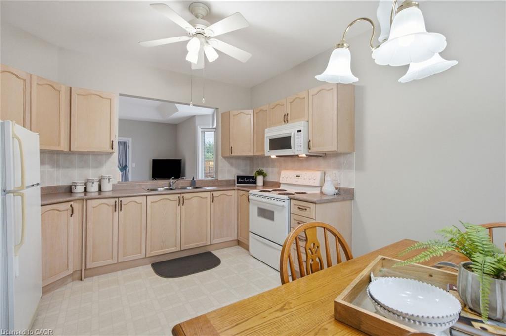 21 Cathy Drive Property Photo 9