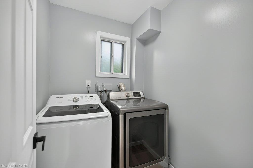 21 East Bend Avenue N Property Photo 35