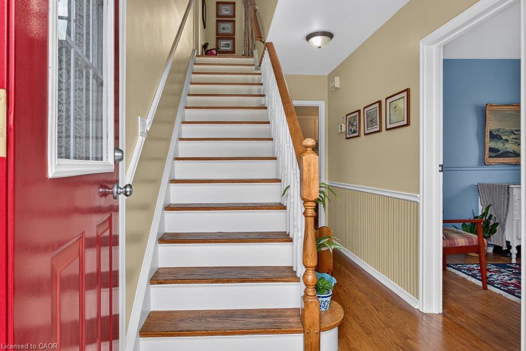 487 Wildwood Drive Property Photo 4