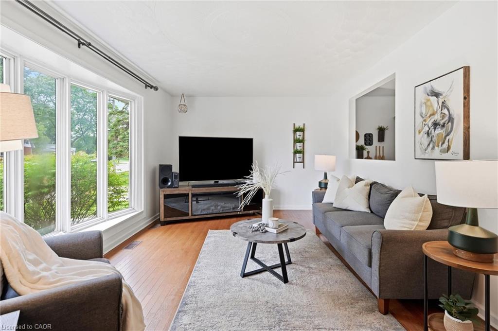 24 1/2 Parkview Road Property Photo 4