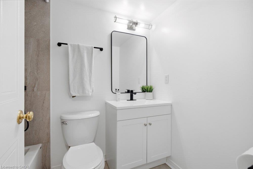 204-5090 Pinedale Avenue Property Photo 20