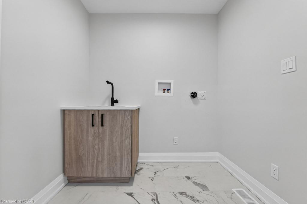 6632 Alexa Common Property Photo 32
