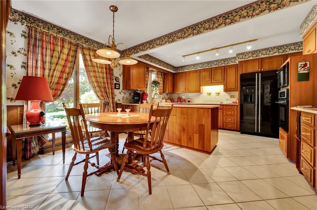 61 Huntley Crescent Property Photo 14