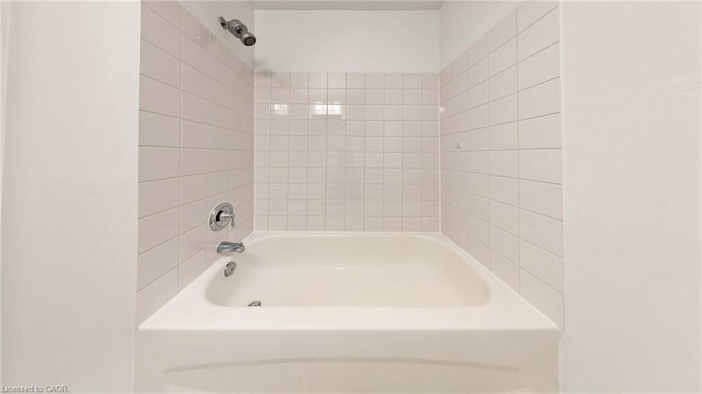 59 Longwood Road N Property Photo 16