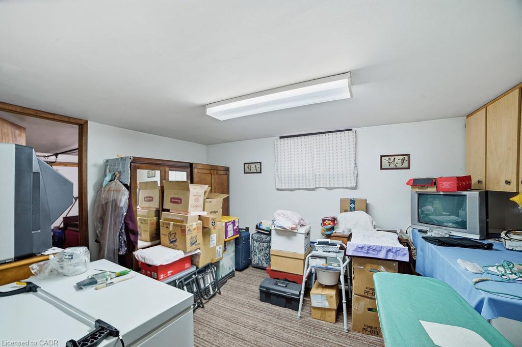 229 East 8th Street Property Photo 38