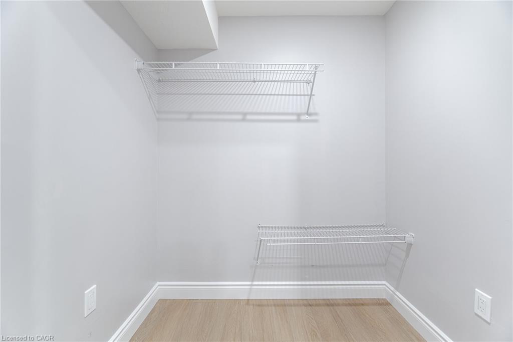 28 Pickett Place Property Photo 46