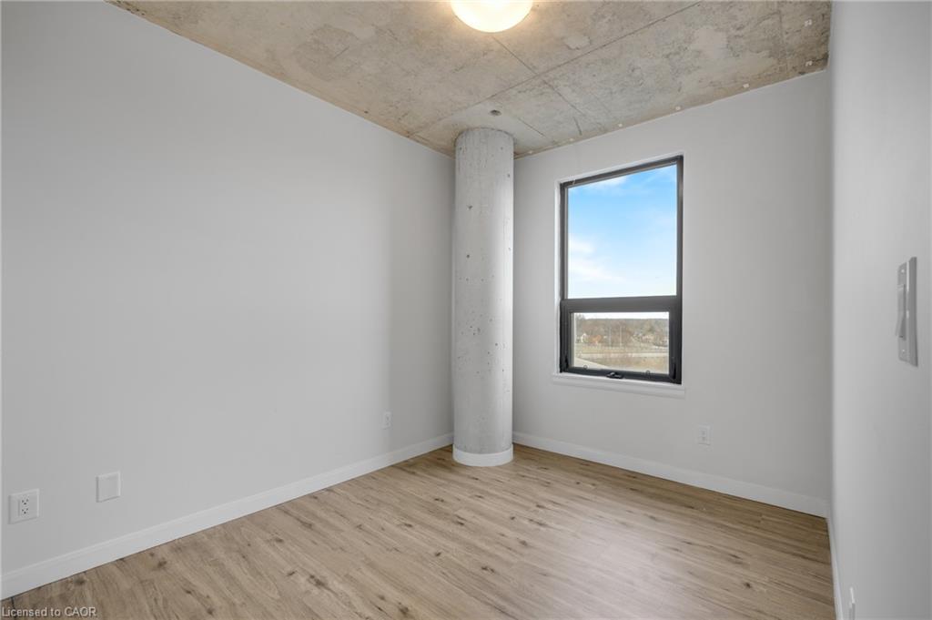 606-7 Erie Avenue Property Photo 17