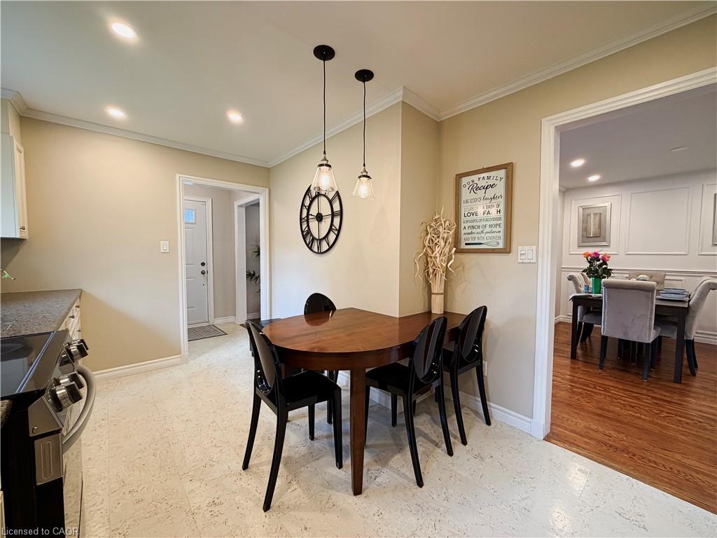 238 Laurier Avenue Property Photo 4