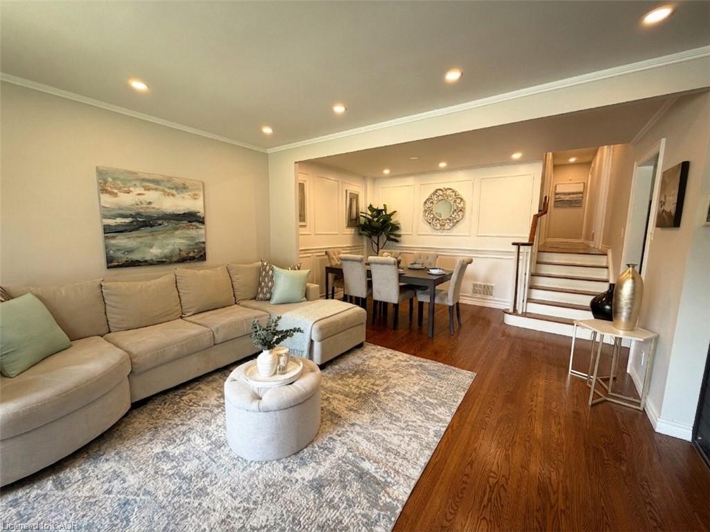 238 Laurier Avenue Property Photo 9