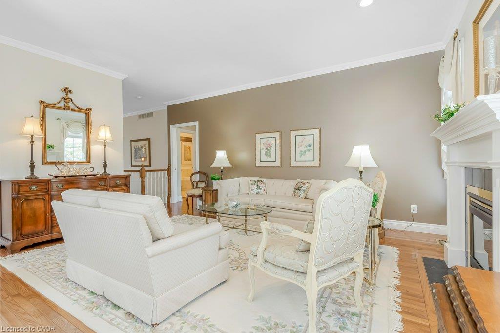 2-369 George Street N Property Photo 9