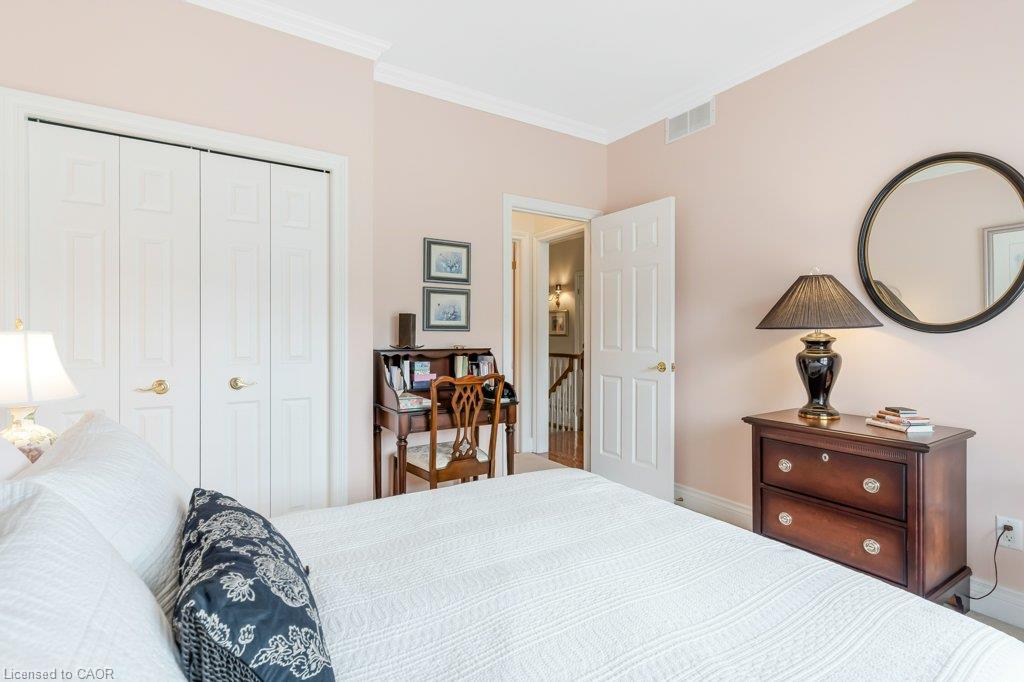 2-369 George Street N Property Photo 19