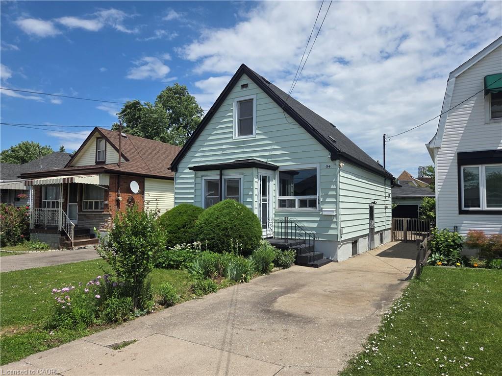 156 Adeline Avenue Property Photo 2
