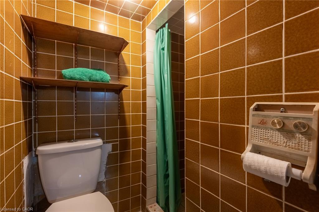 156 Adeline Avenue Property Photo 25
