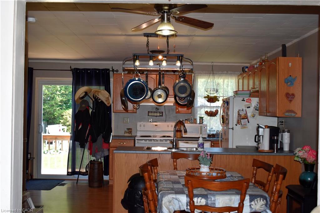 36 Woodhouse Avenue Property Photo 19