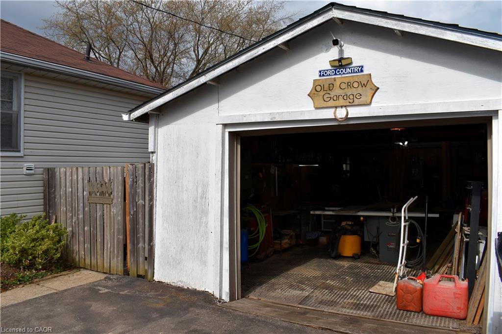 36 Woodhouse Avenue Property Photo 21