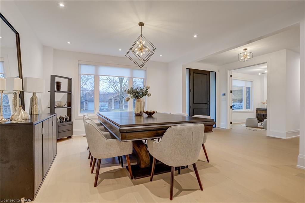 102 Cumming Court Property Photo 18