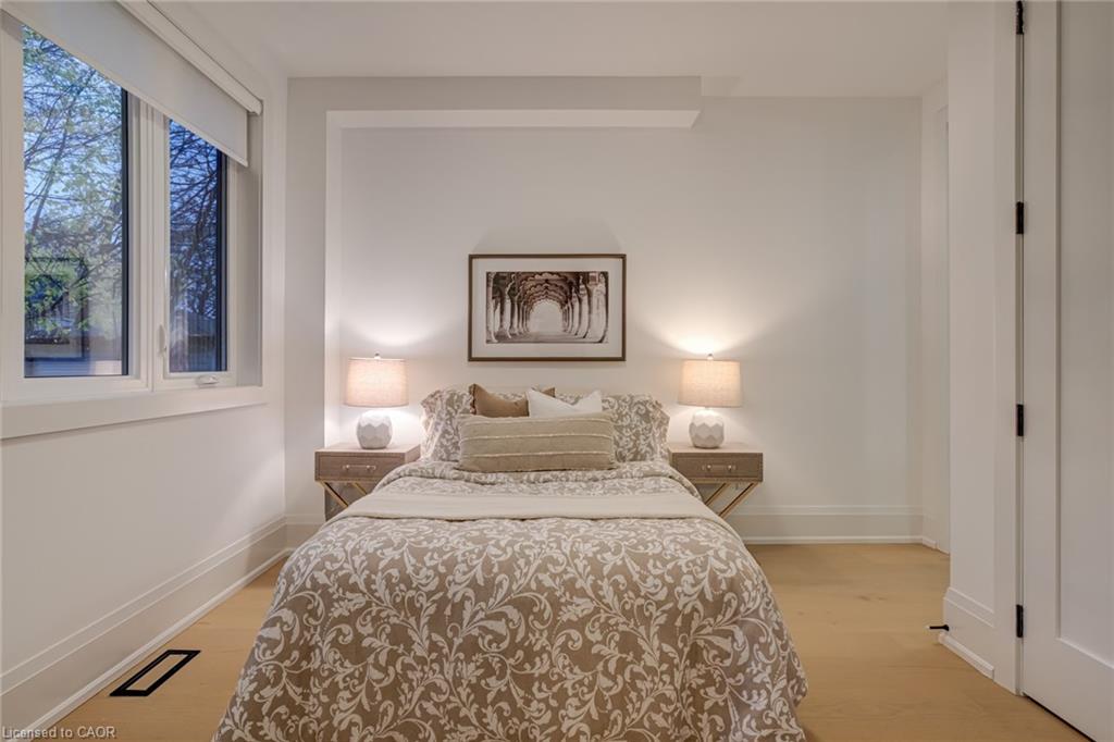 102 Cumming Court Property Photo 21