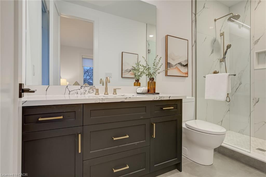 102 Cumming Court Property Photo 31