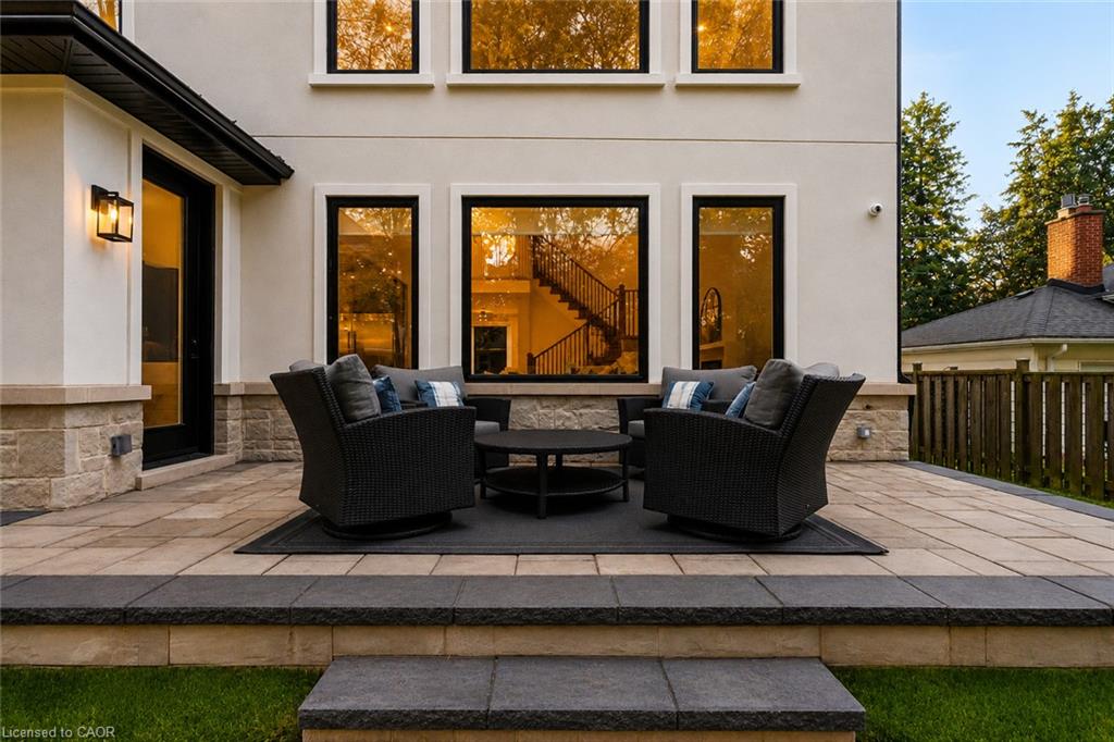 102 Cumming Court Property Photo 44