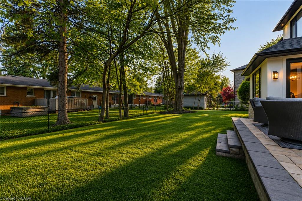 102 Cumming Court Property Photo 46