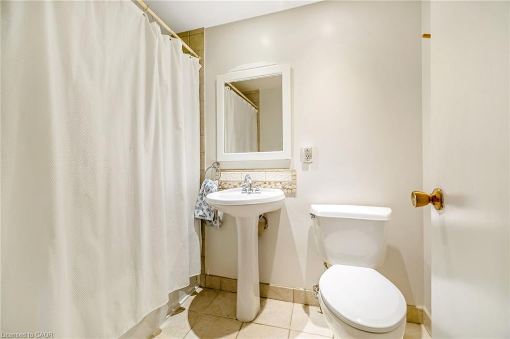 161 Confederation Street Property Photo 28