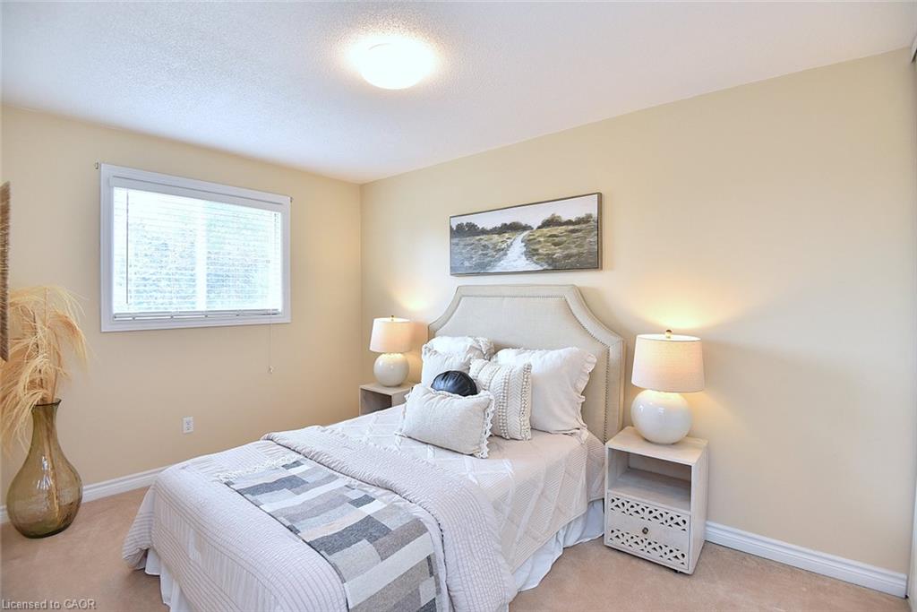 18-12 Whitedeer Road Property Photo 24