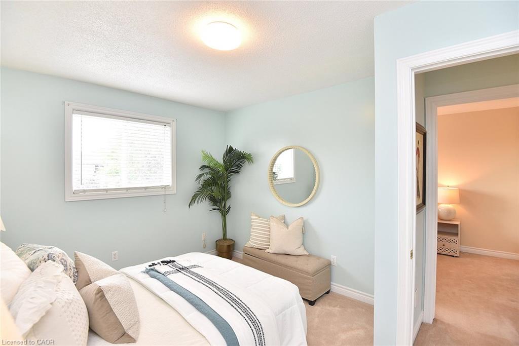 18-12 Whitedeer Road Property Photo 25