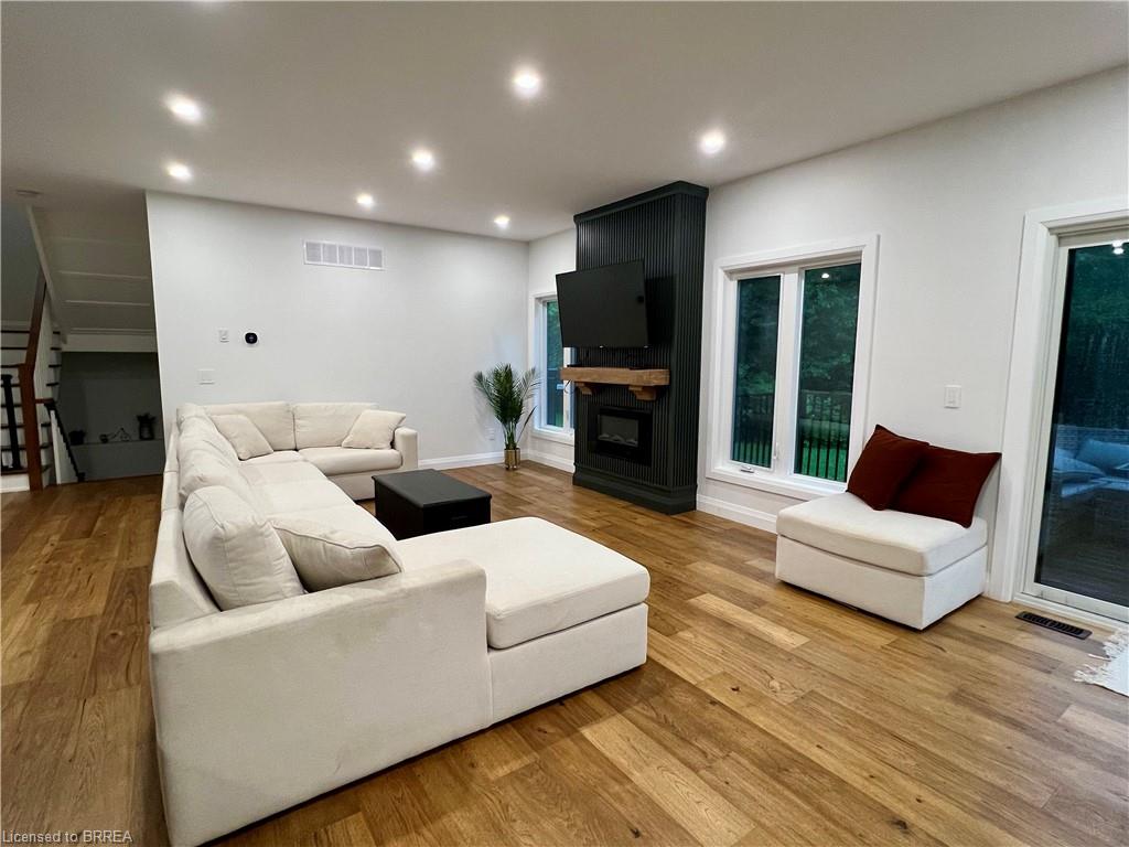 46 Angling Road Property Photo 10