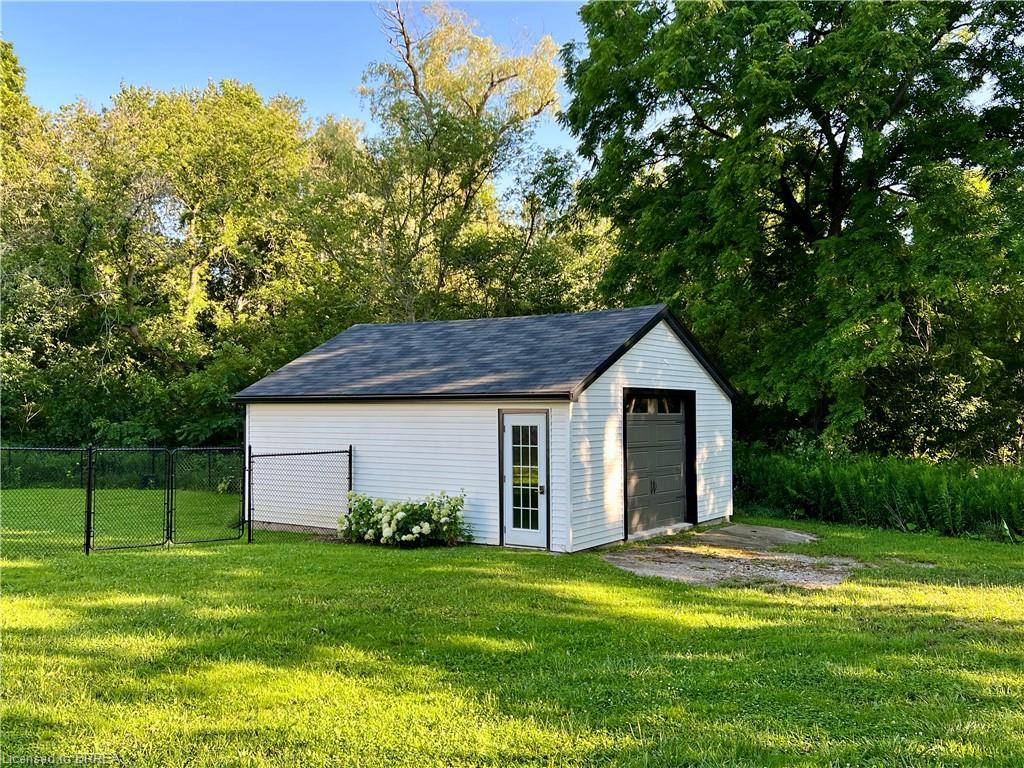 46 Angling Road Property Photo 34