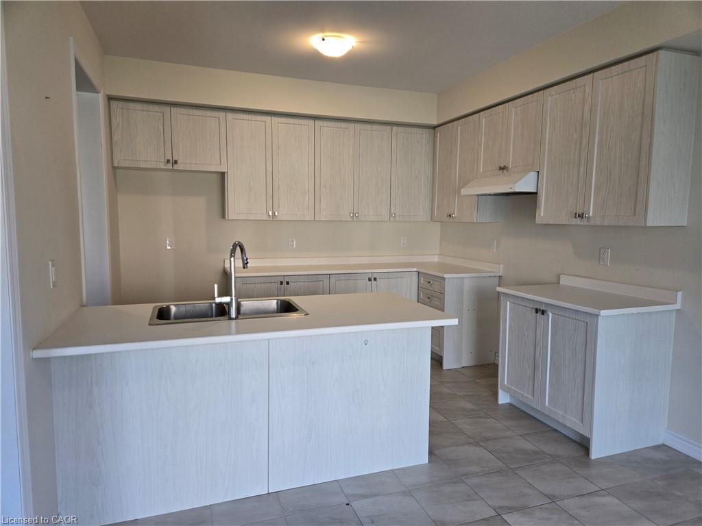 395 Barker Parkway Property Photo 6