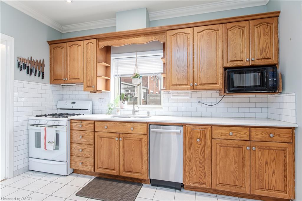 32 Samuel Street Property Photo 12
