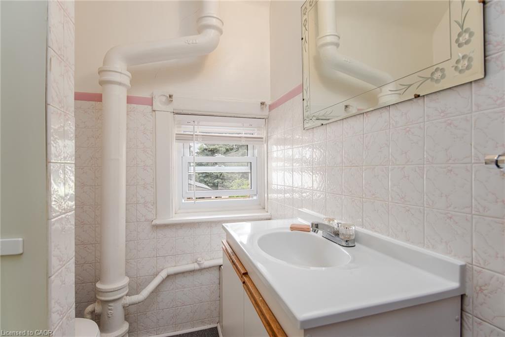 32 Samuel Street Property Photo 39