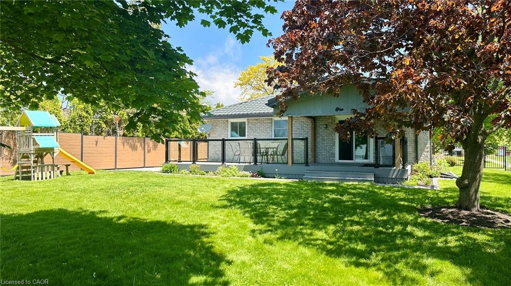 1 Edenridge Drive Property Photo 10