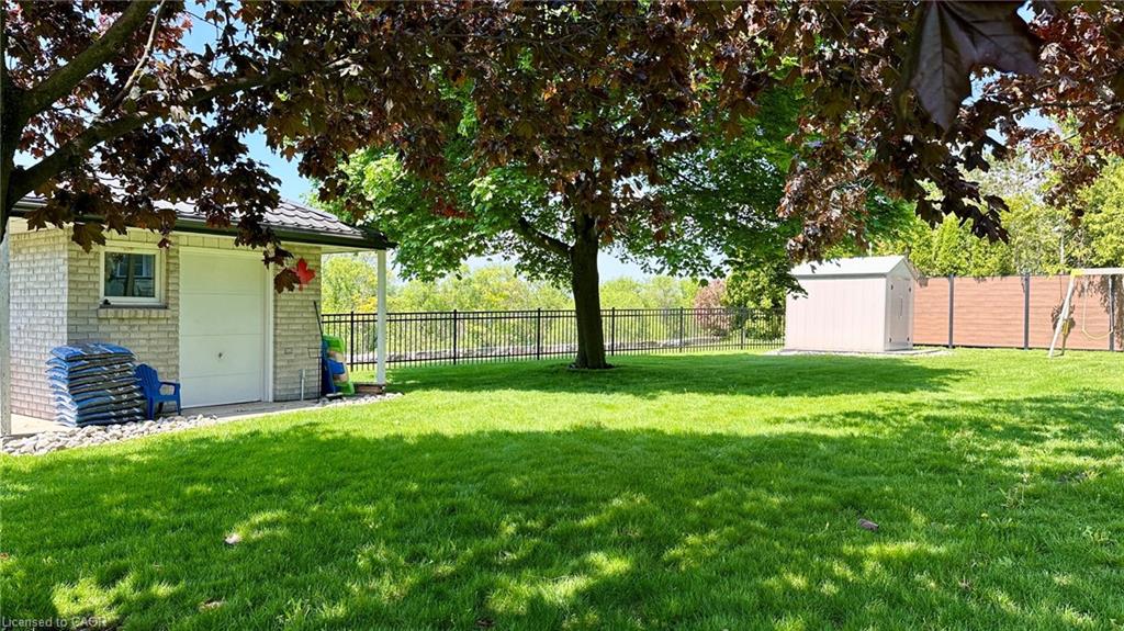 1 Edenridge Drive Property Photo 11