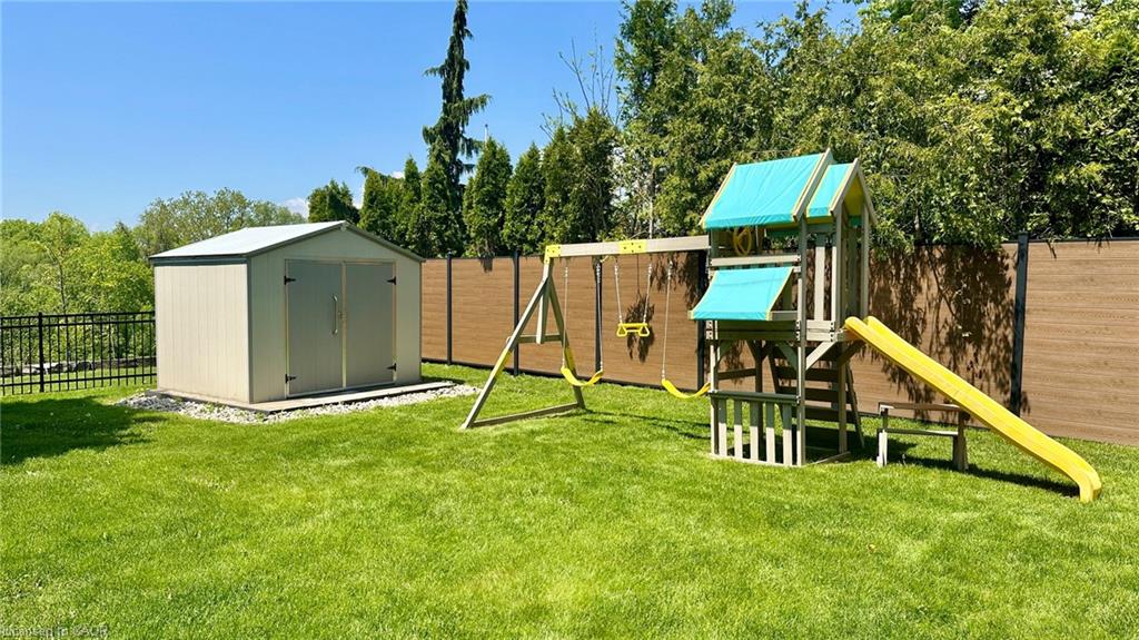 1 Edenridge Drive Property Photo 12