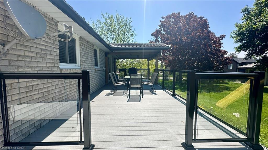 1 Edenridge Drive Property Photo 14