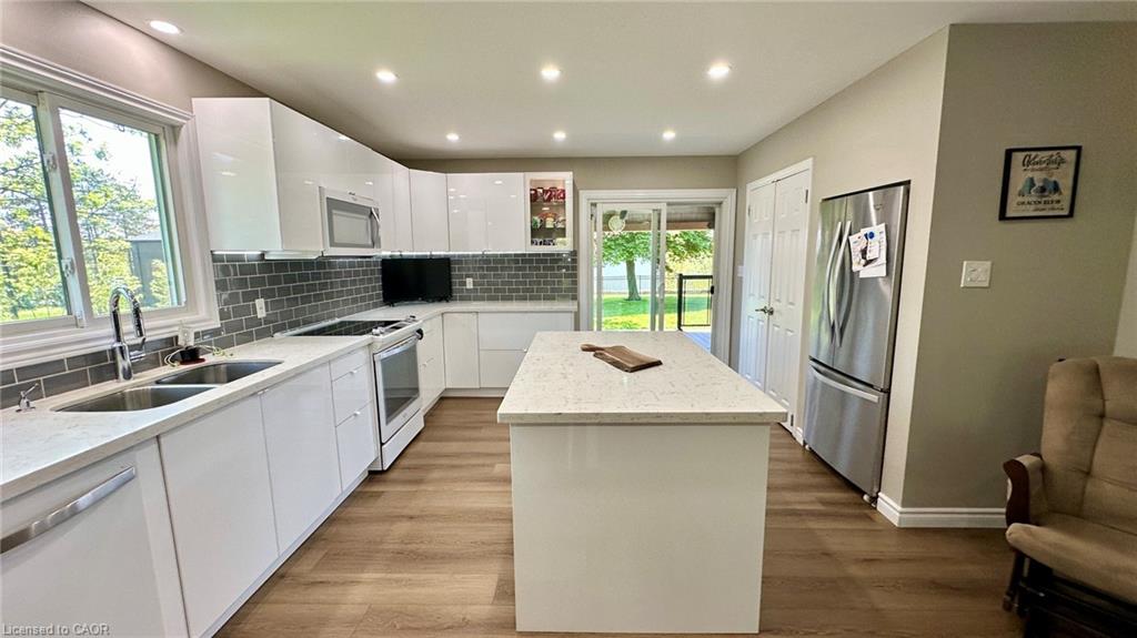 1 Edenridge Drive Property Photo 20
