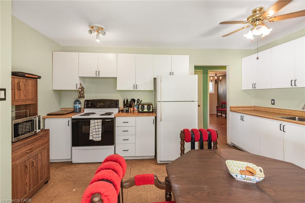 2138 Falmouth Terrace Property Photo 5