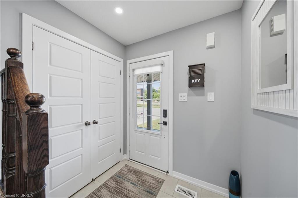 115 English Lane Property Photo 6