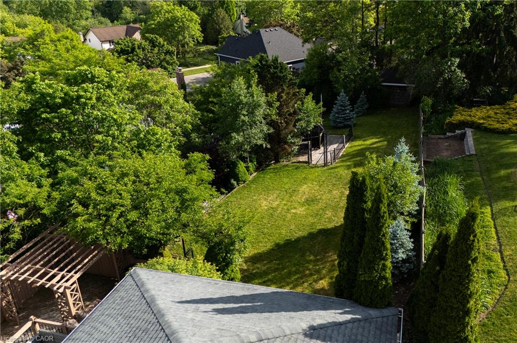 907 Doon Village Road Property Photo 3