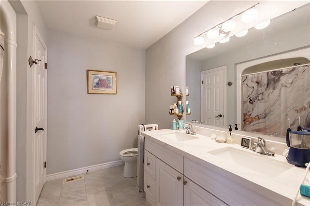 907 Doon Village Road Property Photo 19